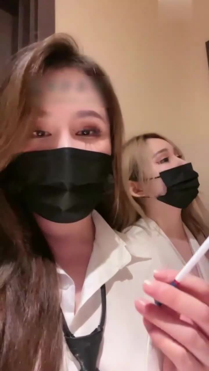 韩国三级 - [万人求]深圳处男门事件 放开那个男孩让我来