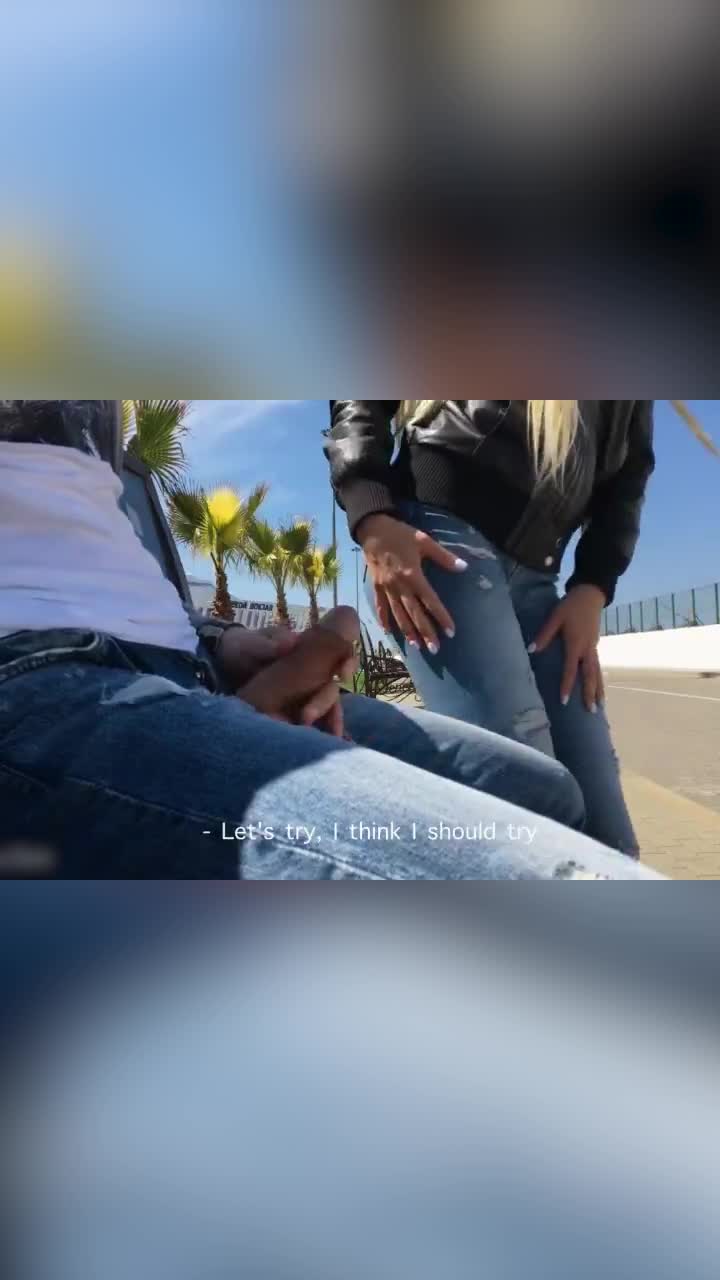 高清无码 - 门事件 外国人玩很大公路