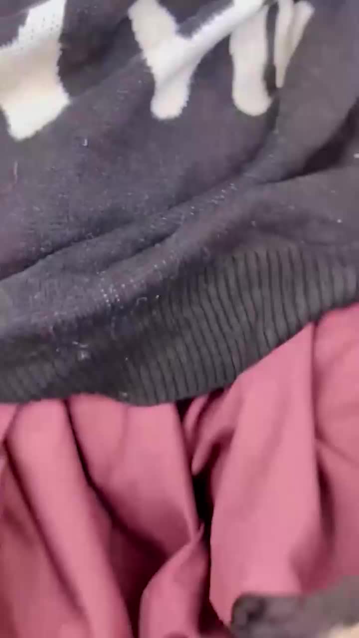 韩国情色电影 - 预览片乱伦妹妹，强行按住在厨房吃外面的妹妹，厨房操玩房间操，淫声传遍整个房间