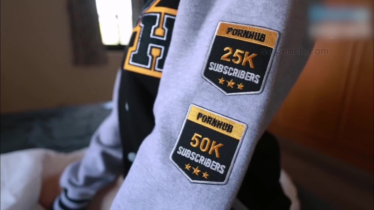 Phụ nữ dâm đãng - P Station: Người dẫn chương trình thể dục nhảy vào ngành giải trí, ngực căng tròn, không thể dừng lại.