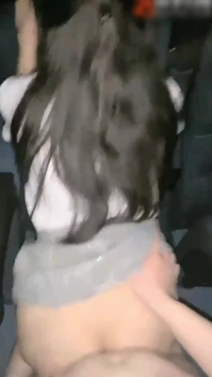 明星 色情 - 电影院爆操包养小三 忍不住娇喘引来围观 看电影操逼两不误!