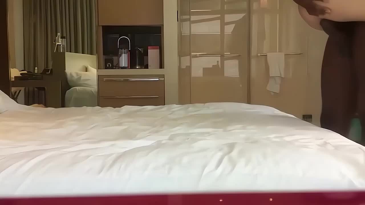 Sangong Chun adn - Con chó cái mặc bộ đồ dâm đãng, khao khát sự nuôi dưỡng của người da đen, rên rỉ thét lên khi bị đụ.