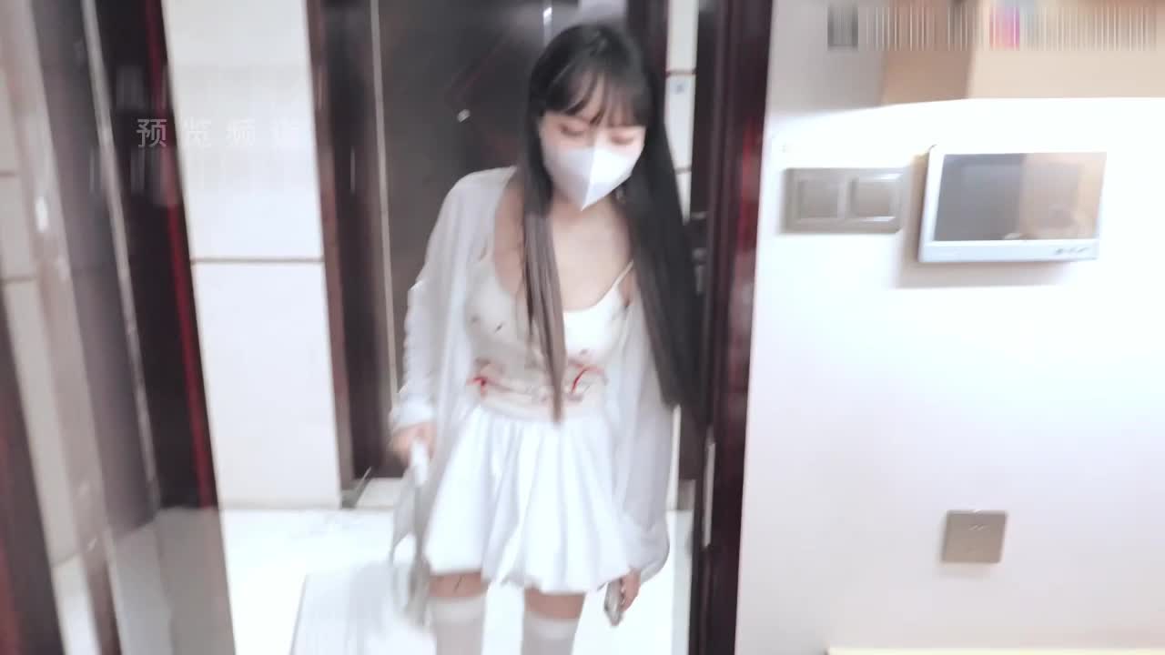 I've fucked my wife's sister all over, and this little slut loves to seduce all day long, so let's give her a little body pain.