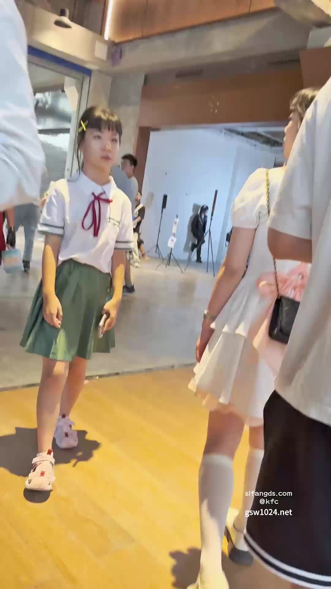 Sneak peek street photography pure and lovely female lolita