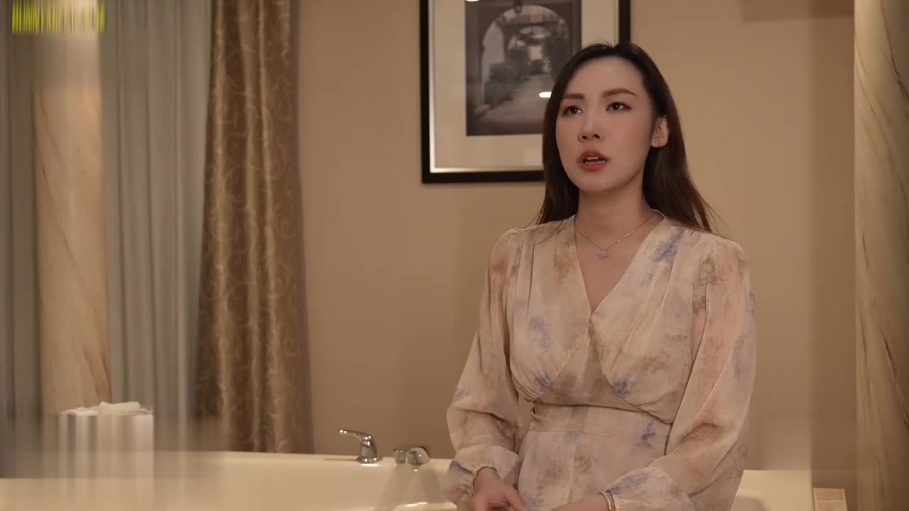 Miffy Bunny fode um grande fã de dinheiro! Moon Warrior Woman vs Remote Control Robot Freak Orgasmo de controlo remoto após injeção interna sem preservativo