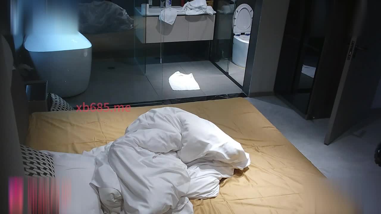 河北彩花在线观看 - 花5000约了一个在职超模，胸感觉有E了，但是肚子上没有一点赘肉，大长腿扛起来操太有感觉了。