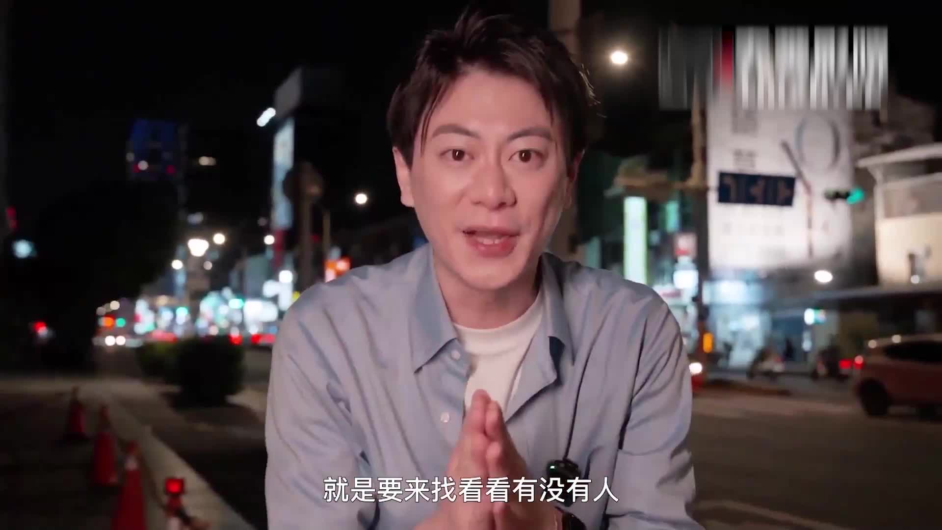 길거리 ''섹스'' 챌린지! 자신이 지나치게 성적이고 음탕하고 음탕한 여성이라는 사실을 깨닫지 못하고 방으로 돌아가고 싶어하는 여성을 길거리에서 인터뷰하세요!