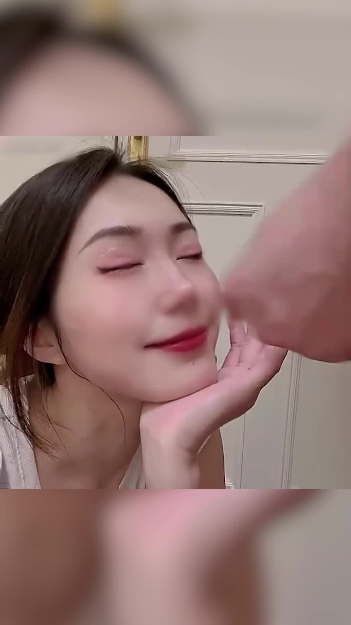 换妻av - 直接在妳脸上颜射一脸