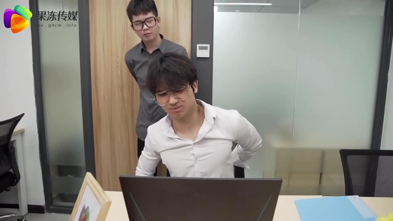 av 视频 国产 - 91CM-083 换妻（上）去领导家吃饭，操了他老婆