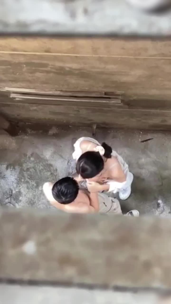 It's springtime. Couple's doing it in the alley in broad daylight.