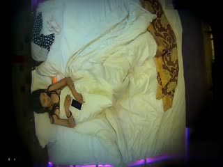 Yüksek kalibreli çiçekli elbise seksi güzellik ve erkek arkadaşı otel yasak meyve yeme, yavaş yavaş külot soyulmuş, sutyen tutkulu bebek bezi, giysi güzelliği sonra kuru gitmek ve sonra çıplak kuru soyulmuş!