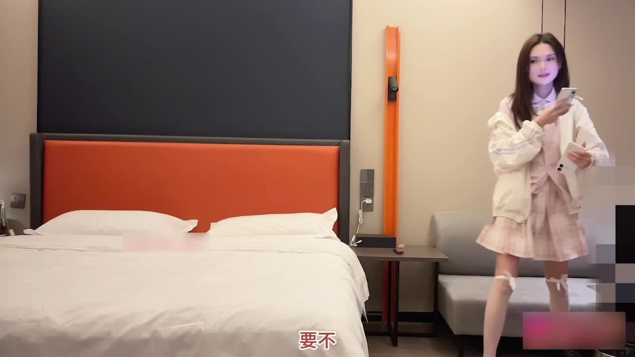 Tavuğun önizlemesi tanıdık bir kişiyle karşılaştı, ona 05 yıllık ultra hassas bir jk kızı için yol ücreti verdi] 05 yıllık birinci sınıf kız kardeşi için gizlice ateş etmeye cesaret edemeyen ilk kız yüzü tanıdık olarak adlandırıldı.