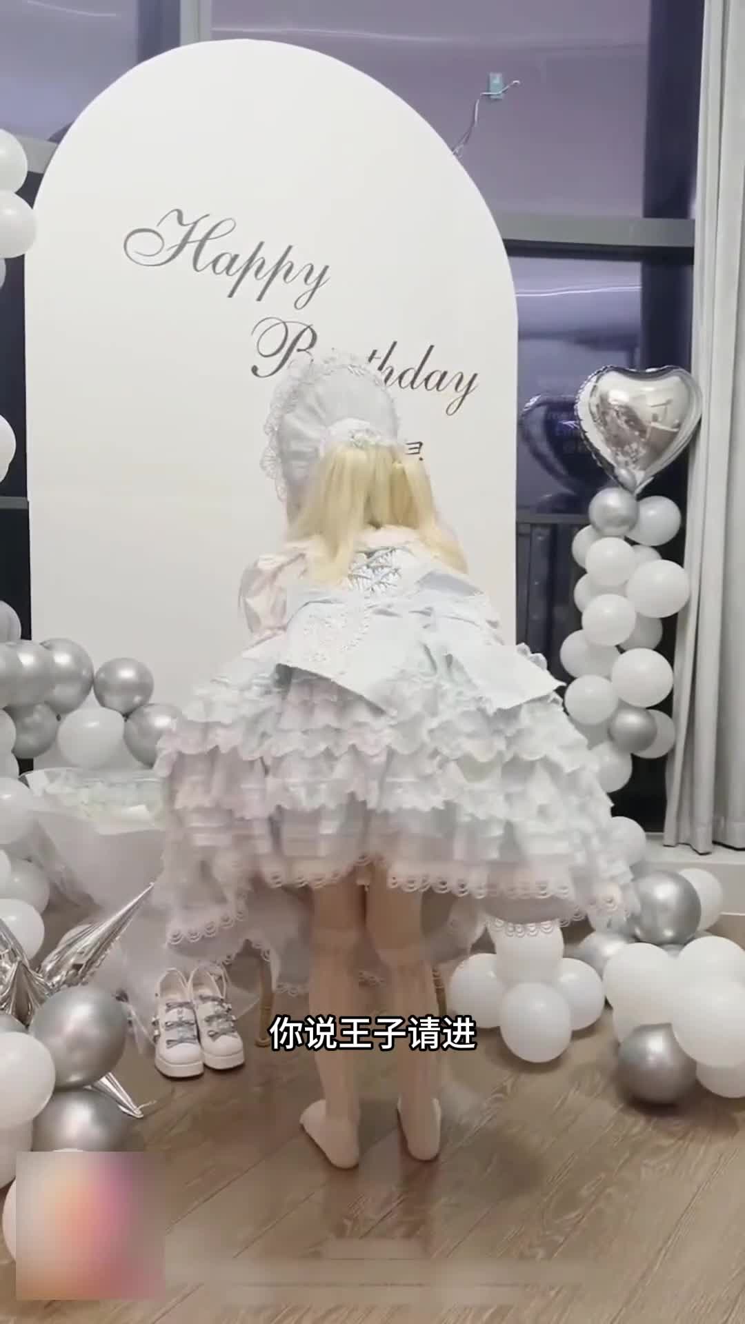 [Lolita] Little cute bar mitzvah, light flowers married Japanese cute Lolita legitimate loli White silk LO niang initiative on the top, soft cute good behavior was fucked called daddy