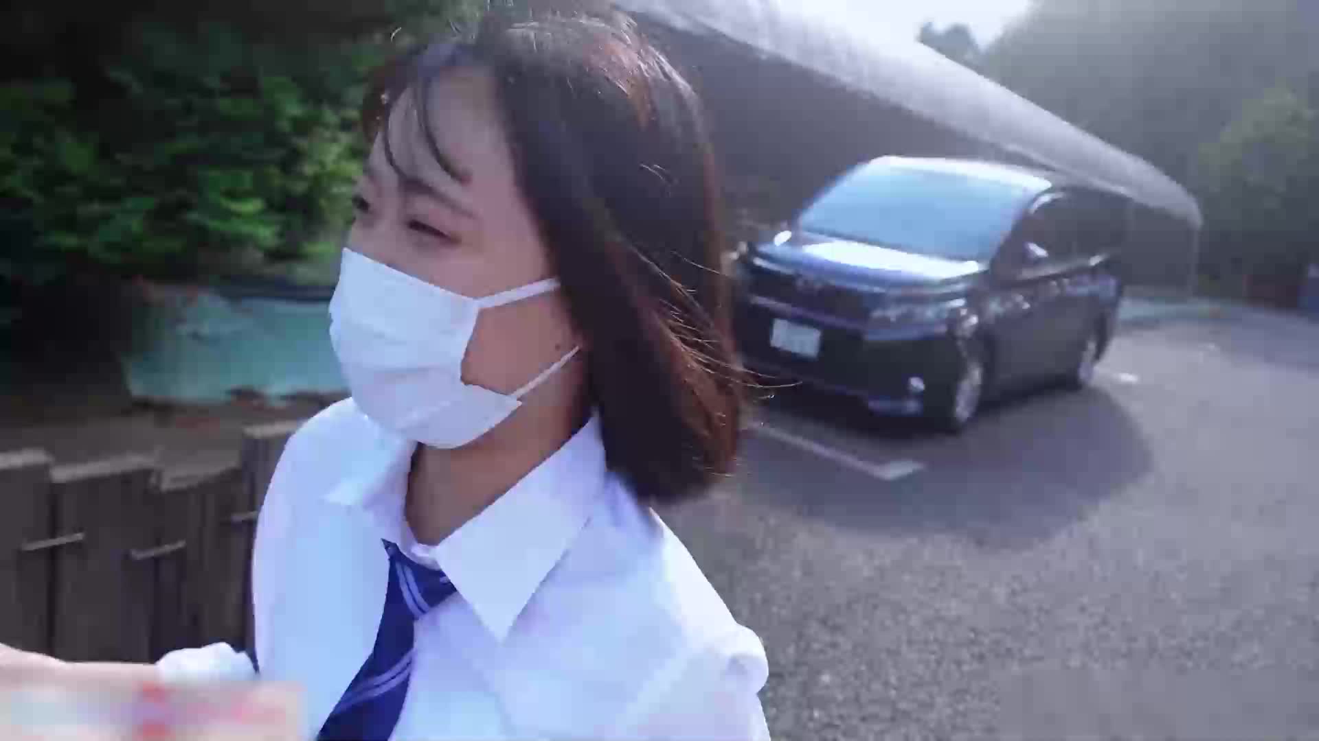 Su Yinghua - JK Loli xinh xắn lộ hàng, ba điểm rất đen, tương phản mạnh mẽ, trực tiếp quan hệ ngoài trời trong rừng, sau đó trở về khách sạn và tiếp tục.