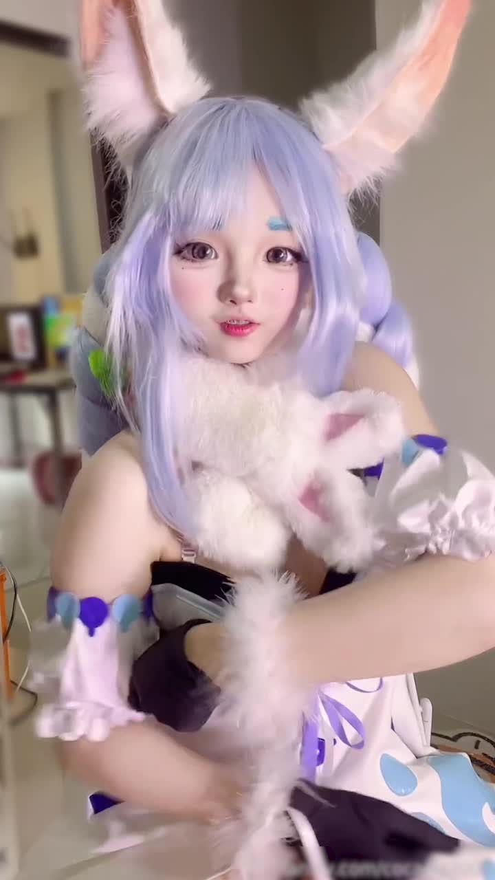 颜射 - COS博主(自慰+骑乘后入)M属性拉满满